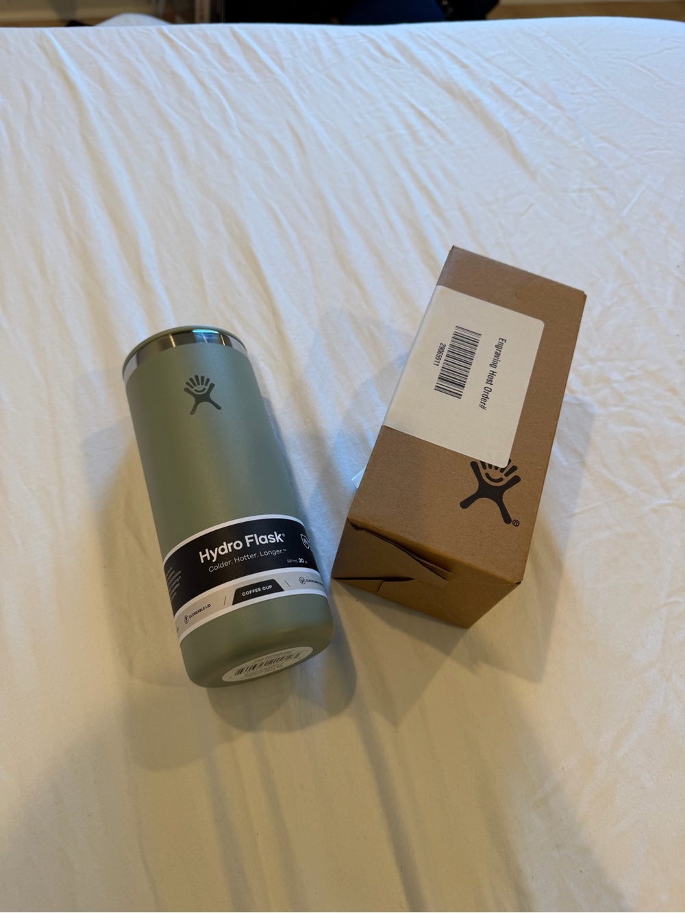Hydro Flask Sage Green Tumbler with Stainless Rim 20 oz “LEXIE”